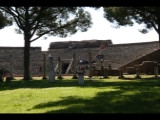 01668 ostia - regio ii - insula vii - teatro (ii,vii,2) - bli aus ri tempel der ceres.jpg